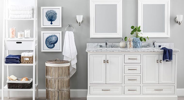 matching bath towels/seashells/decorative soaps on vanity