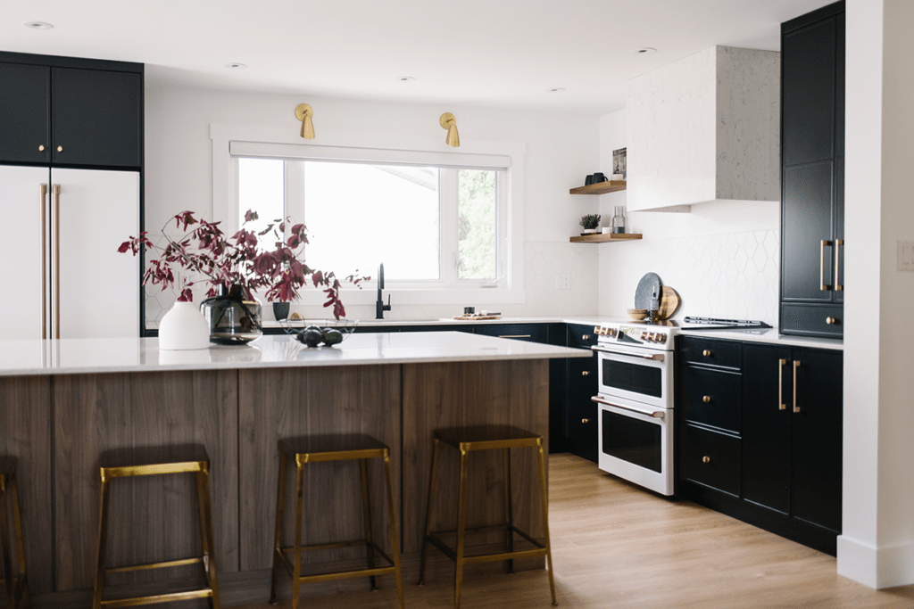 Darby - Fusion Tuxedo